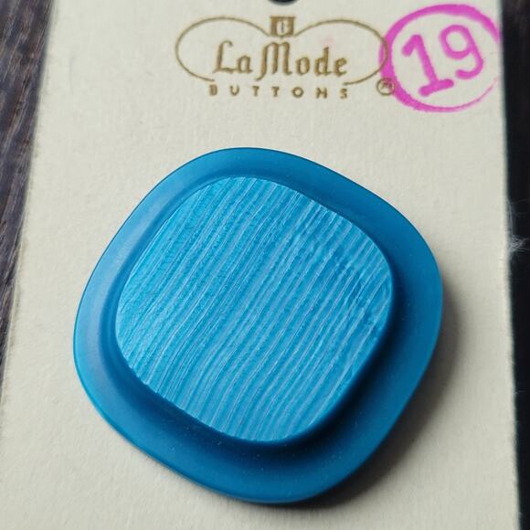 Vintage La Mode Button Set, 3D Stacked Blue Buttons | 30mm + 22mm - Picture 3 of 6